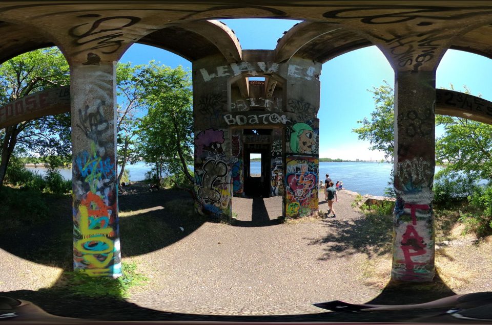 Graffiti Pier