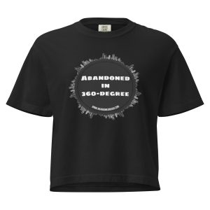 Abandoned in 360 (Women’s heavyweight boxy tee)