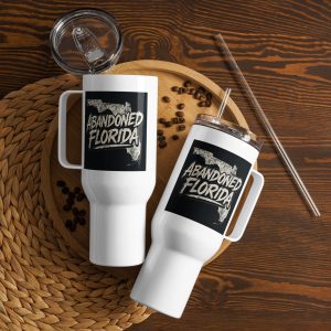 Abandoned Florida 1 (Travel mug with a handle)