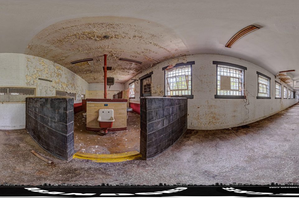 Alan Kemper Building at Scott State Prison