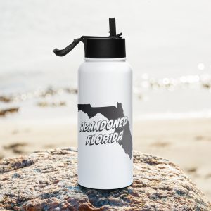 Abandoned Florida 1 (Stainless steel water bottle with a straw lid)