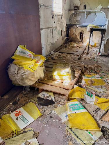 Harvey's Restaurant along US-1 in Rockledge, Florida