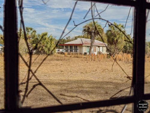 Abandoned Motel in Chiefland, Florida