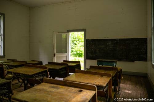 Photos of the historic Beech Grove School in North Carolina's Great Smokey Mountain National Park
