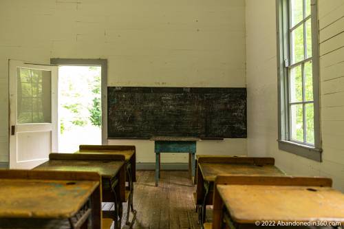 Photos of the historic Beech Grove School in North Carolina's Great Smokey Mountain National Park