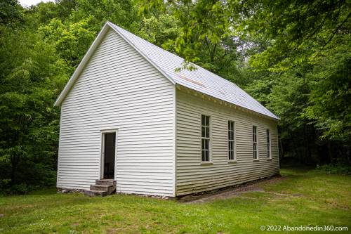 Photos of the historic Beech Grove School in North Carolina's Great Smokey Mountain National Park
