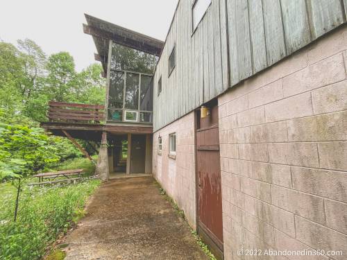 Crabtree Falls Visitor Center