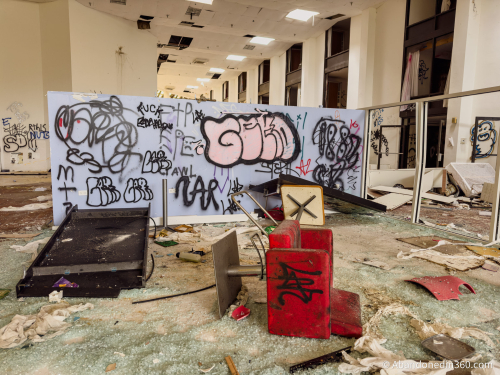 Cristal Palace Resort Assisted Living Facility