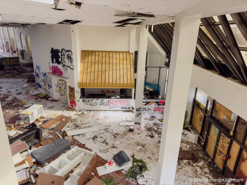 Cristal Palace Resort Assisted Living Facility