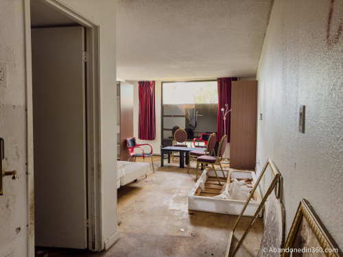 Cristal Palace Resort Assisted Living Facility