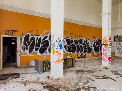 Cristal Palace Resort Assisted Living Facility