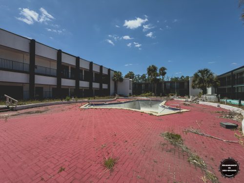 Days Inn and Suites of Clermont, Florida