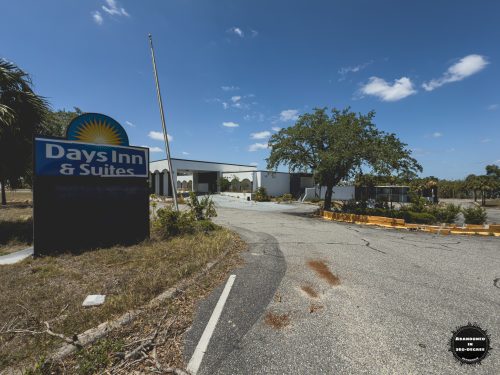 Days Inn and Suites of Clermont, Florida