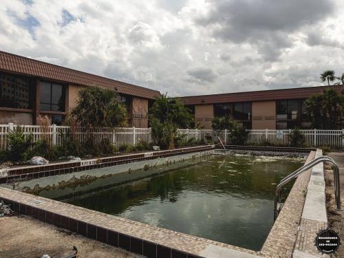 I-Drive Grand Resort and Suites