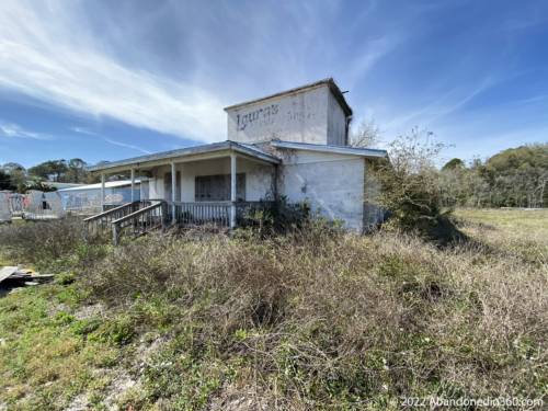Abandoned Laura's Restaurant