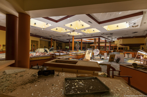 Abandoned Orlando Sun Resort and Convention Center