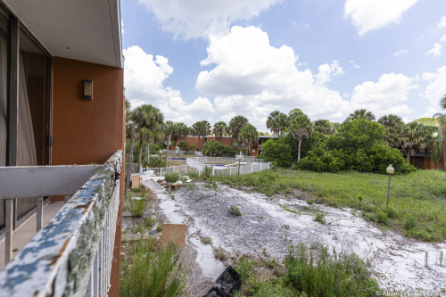 Abandoned Orlando Sun Resort and Convention Center