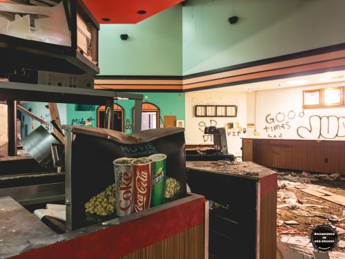 Roxy Cinema and Grill