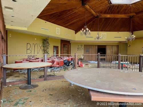 The abandoned Royal Oak Resort and Golf Club in Florida