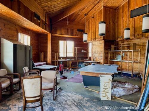 The abandoned Royal Oak Resort and Golf Club in Florida