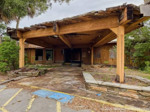 The abandoned Royal Oak Resort and Golf Club in Florida