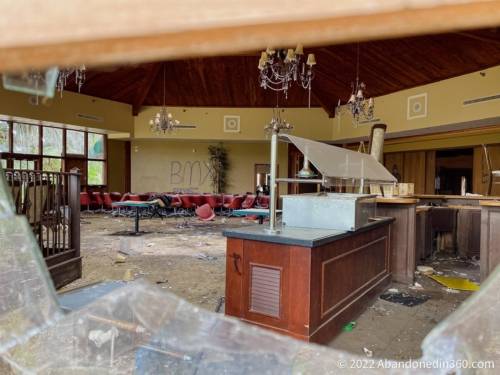 The abandoned Royal Oak Resort and Golf Club in Florida