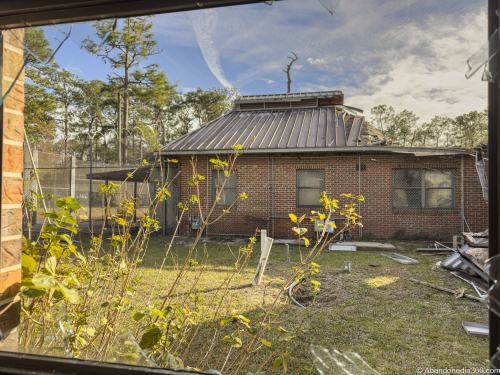 Seguin Unit Building