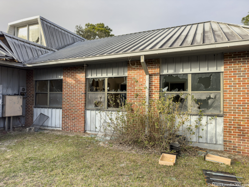 Seguin Unit Building